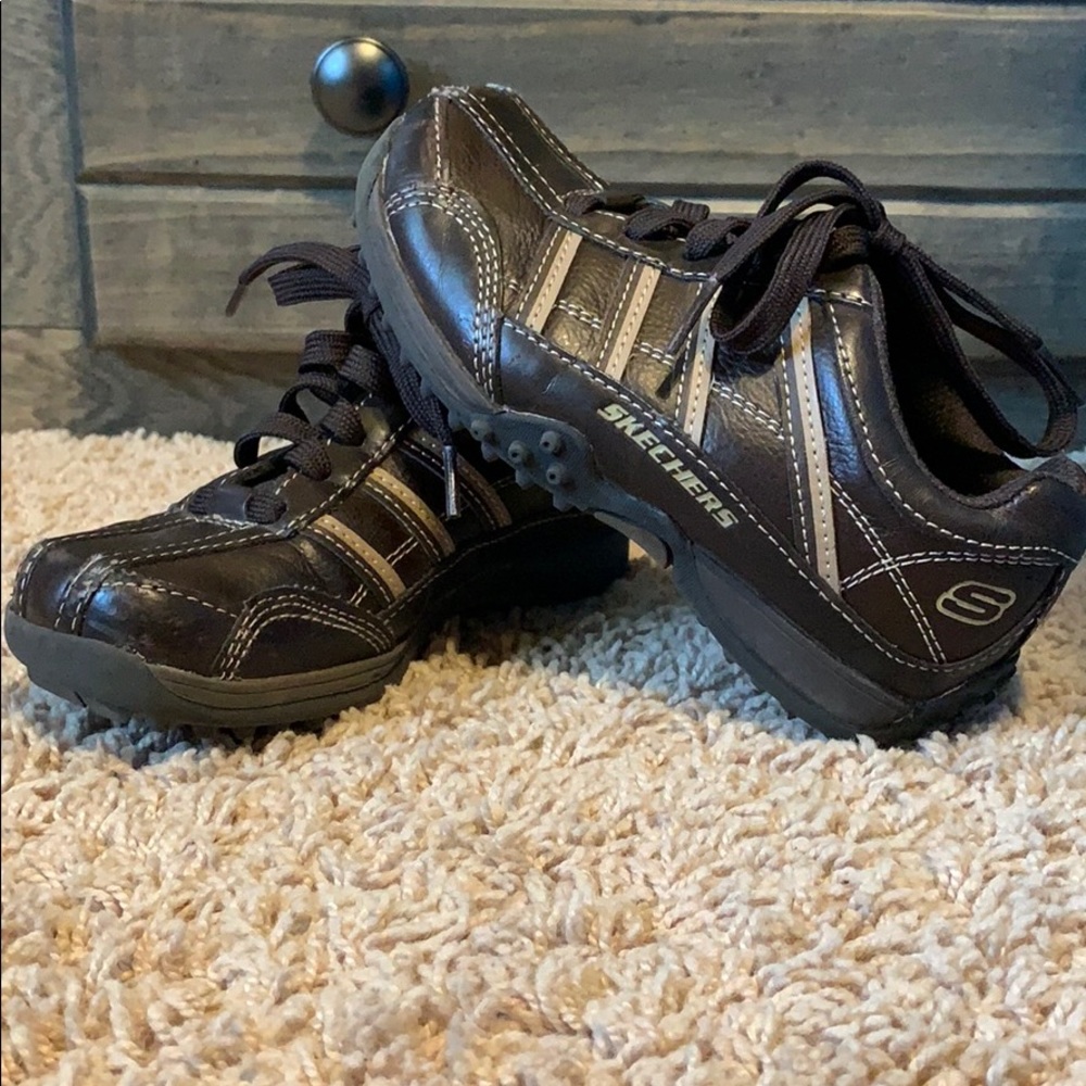Sketchers boys size 11 brown and tan